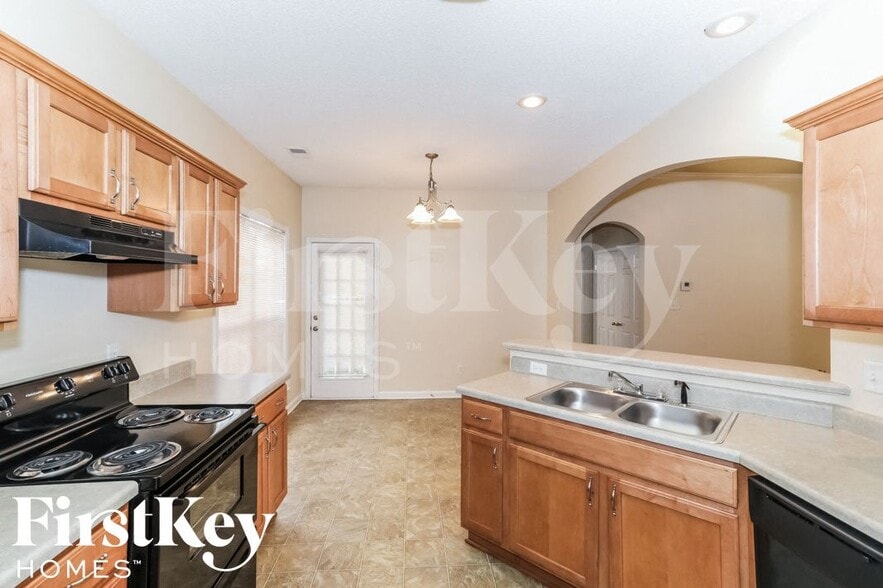 Building Photo - 2654 Bending Elm Cove