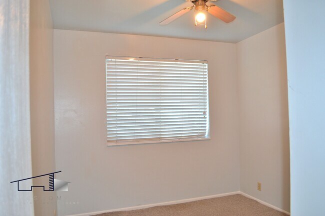 Building Photo - 2611 W 5625 S