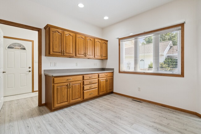 Building Photo - 4307 Briarwood Dr