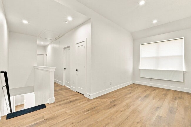 Building Photo - 4217 Hare St