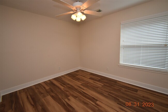 Building Photo - 1822 Diamond Brook Dr