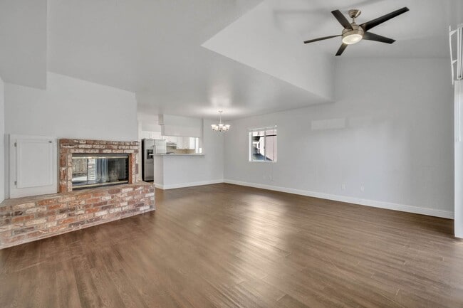 Building Photo - 4255 Taylor St