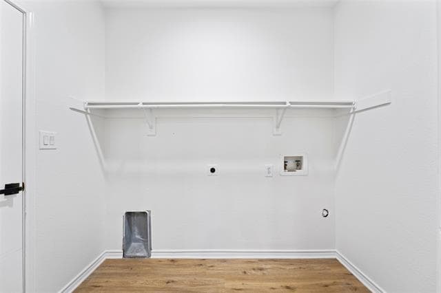 Building Photo - 7022 Cottonwood Cir