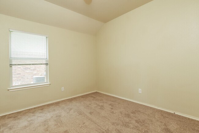 Building Photo - 20521 Buteo St