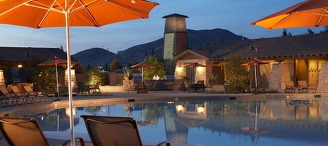 Building Photo - Exceptional Executive Single Story Home