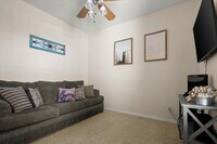 Building Photo - 3076 E Blue Ridge Pl