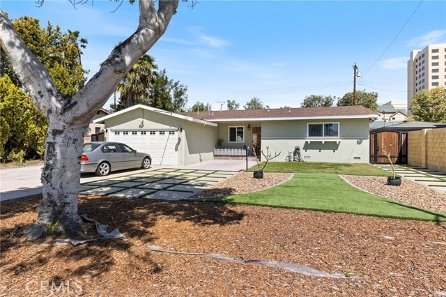 Building Photo - 12291 Hampton Ave