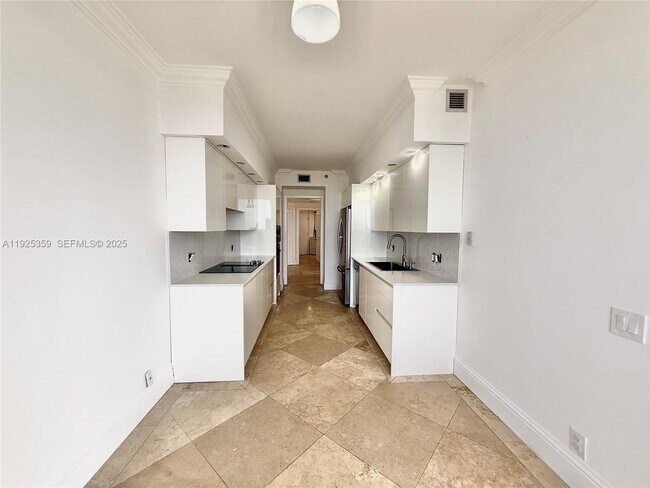 Building Photo - 3801 NE 207th St