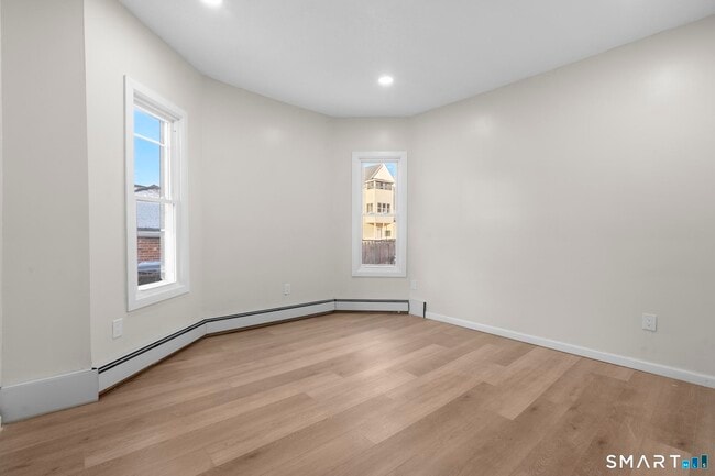 Building Photo - 26 Mc Lean St