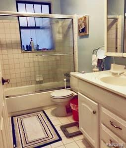 Building Photo - 120 Seward Ave