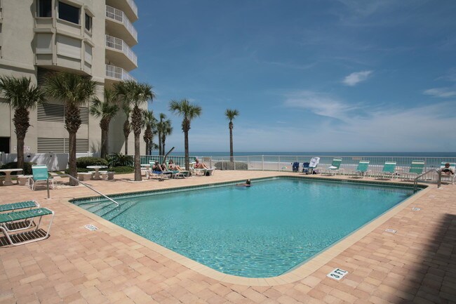 Building Photo - 3333 S Atlantic Ave