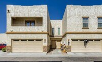 Building Photo - 3 bed 2.5 Bath Townhouse in Cave Creek