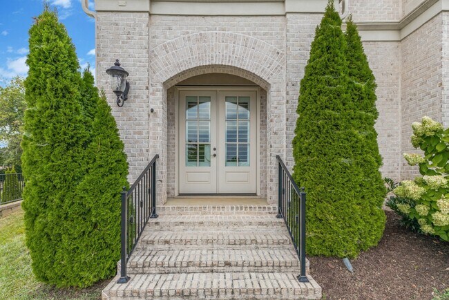 Building Photo - 5014 Mountview Pl