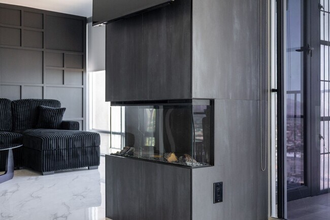 Building Photo - Luxury Penthouse Retreat with Private Pool, Sauna & Strip Views