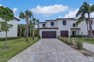 Building Photo - 382 Bella Sol Way