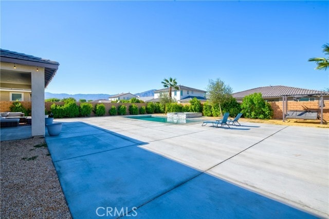 Building Photo - 50105 Rocamora St