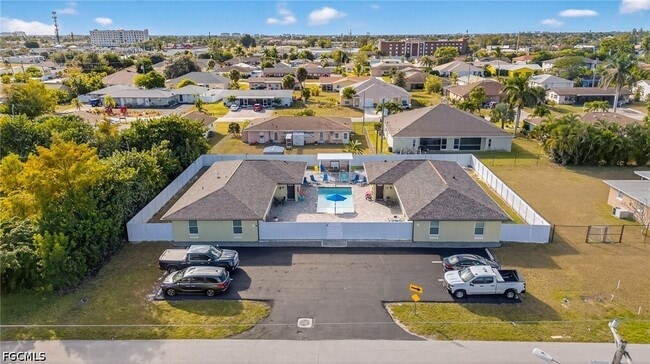 Building Photo - 624 SE 46th St