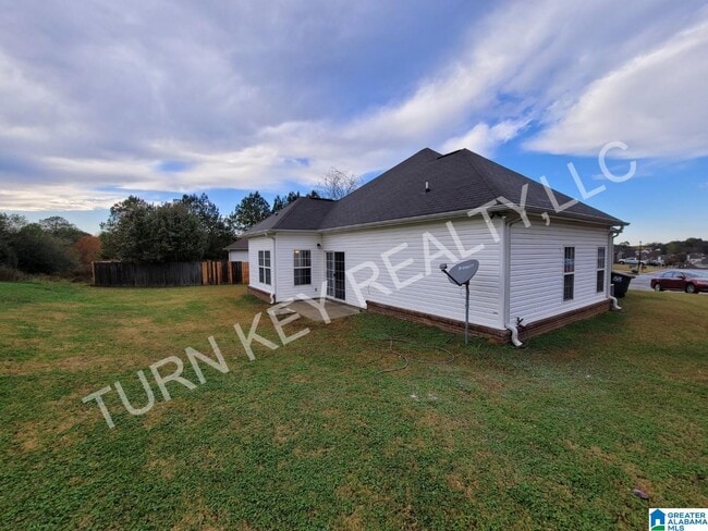 Building Photo - 4158 Hathaway Ln