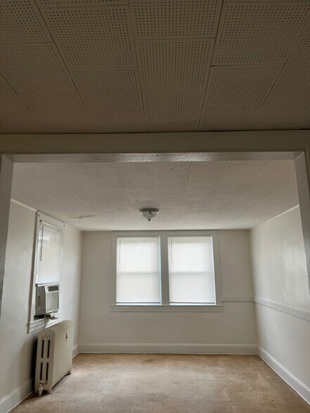 Building Photo - 4301 Elderon Ave