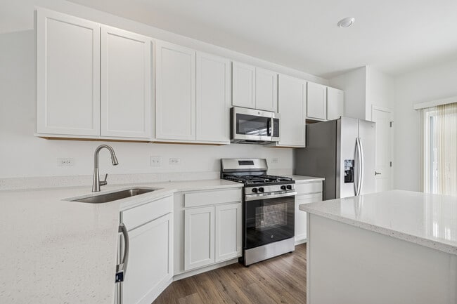 Building Photo - 12312 Tinsley St