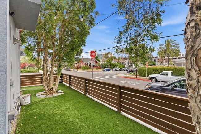 Building Photo - 4147 Bachman Pl