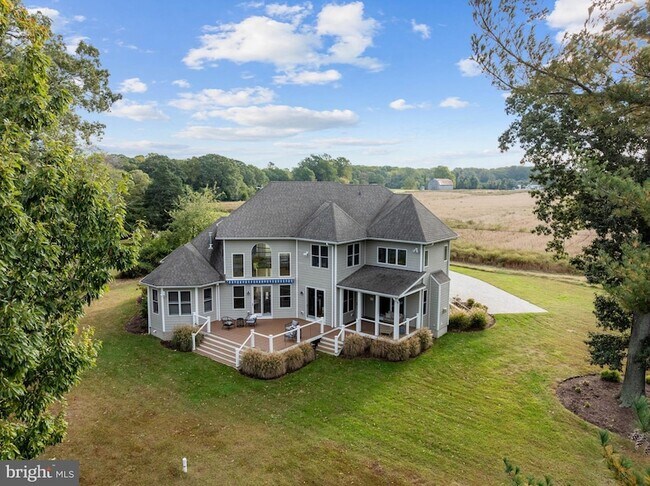 Building Photo - 1576 Bay Head Rd