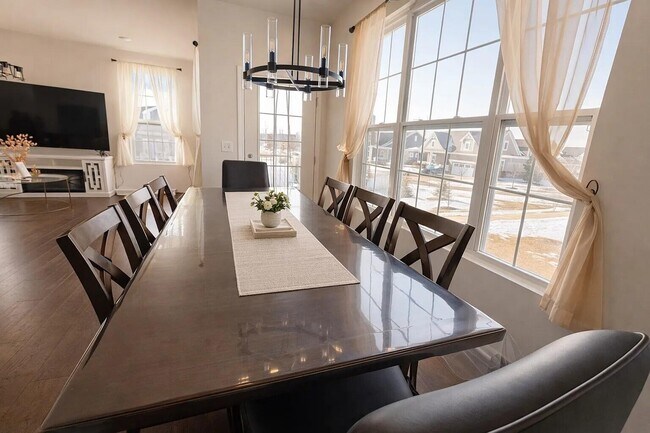 Building Photo - 49773 Lantern Wy