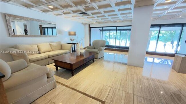 Building Photo - 2333 Brickell Ave