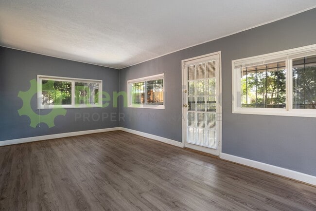 Building Photo - SPRING SPECIAL!!!  NEW UPGRADE:  REFRIGERATED AIR CONDITIONING!!