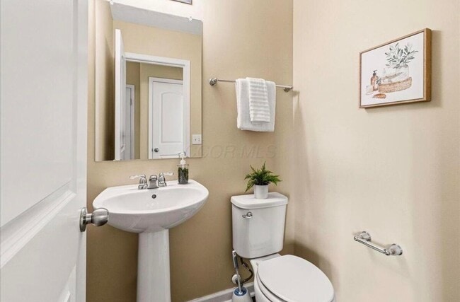 Building Photo - 5648 Long Branch Pl