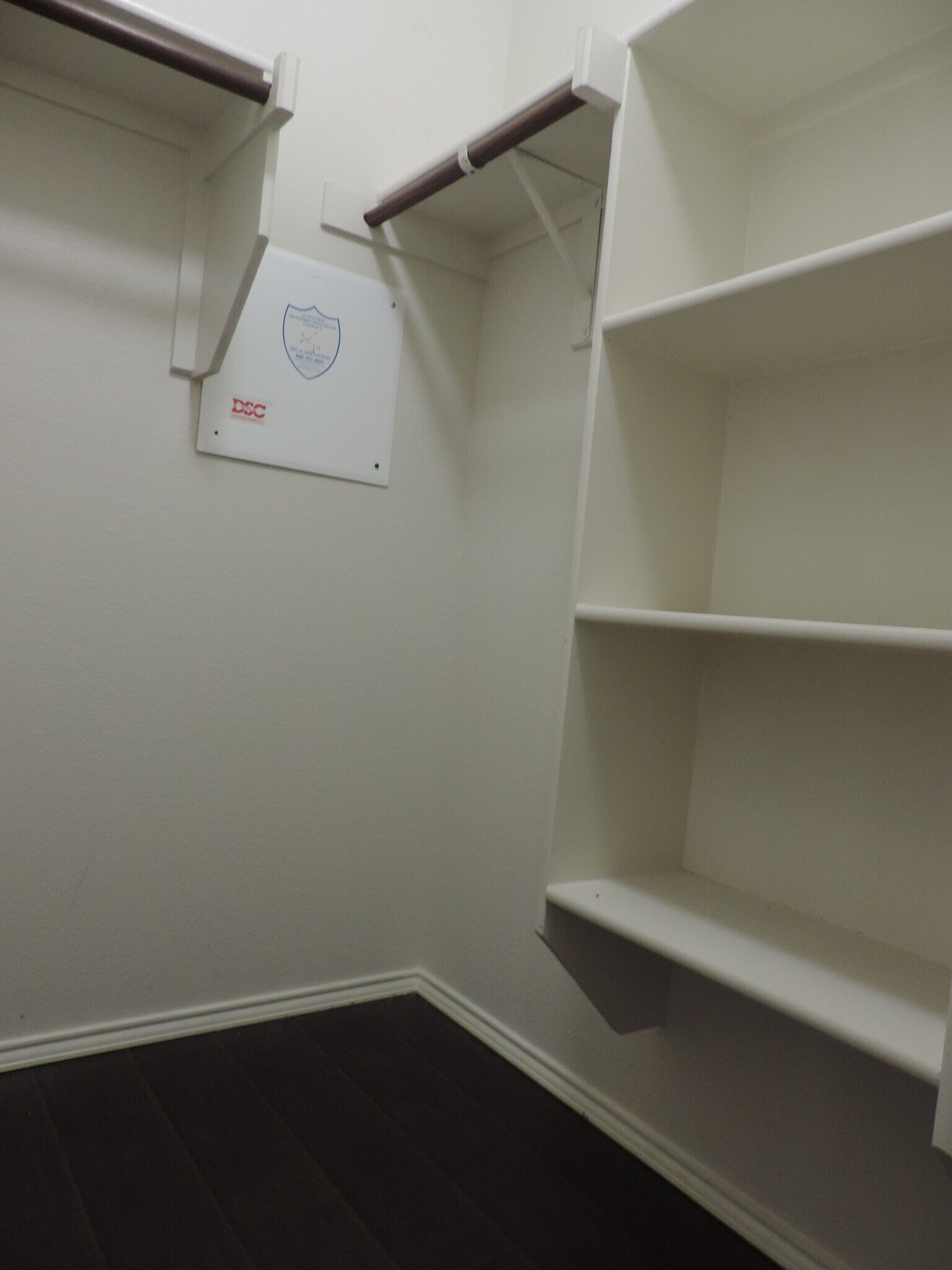 Master Closet - 2605 Ranchview Dr