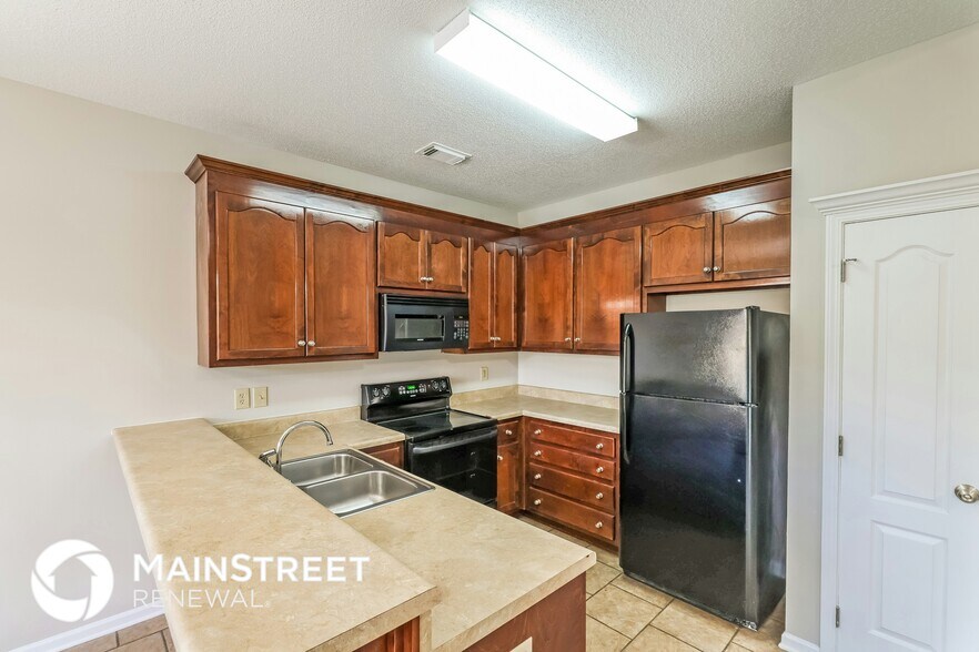 Building Photo - 5024 Easton Ln