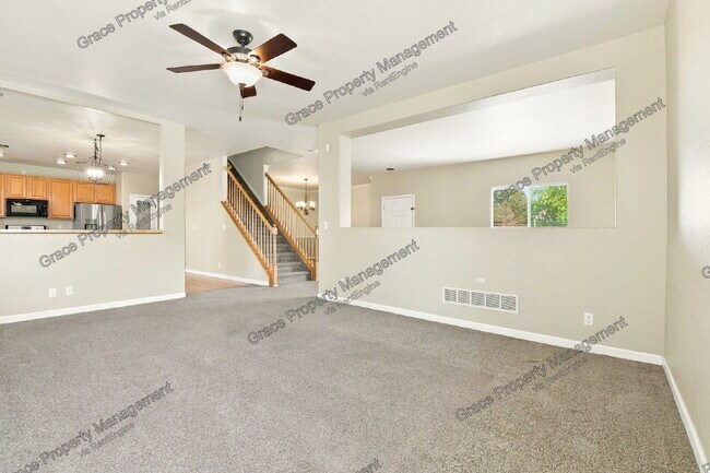Building Photo - 13937 Ivy St