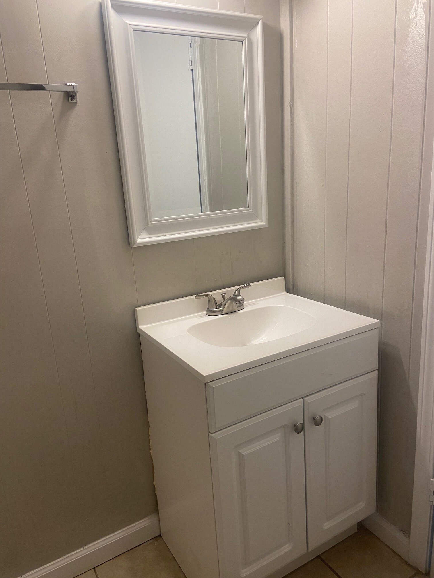 Building Photo - 921 Garywood Pl