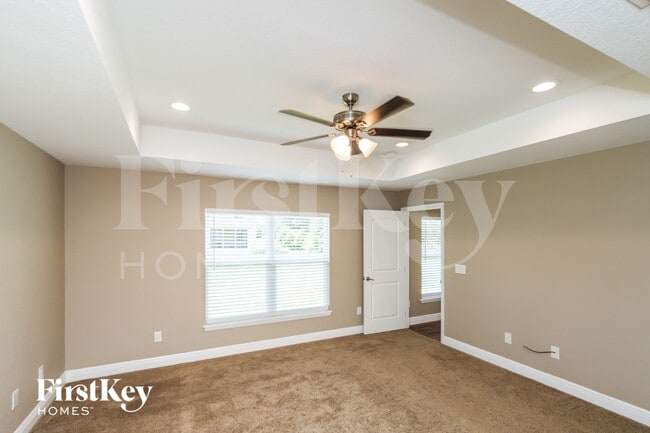 Building Photo - 770 Grandeur St SE