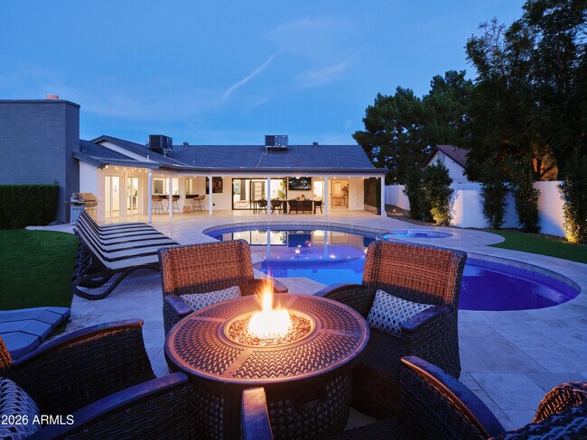 Building Photo - 15218 N 61st St