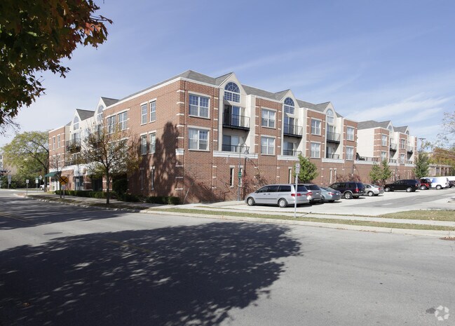 Building Photo - Dewes Court