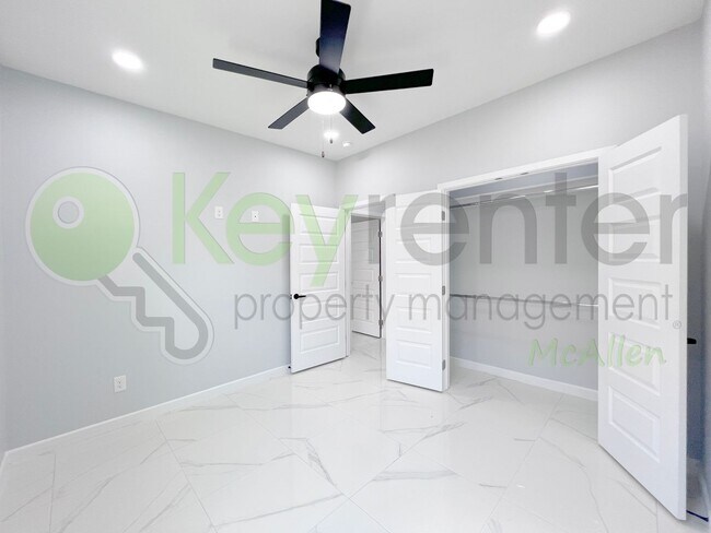 Building Photo - SUPER LOW PRICED - Brand New 3bed/2bath Apartment in Edinburg. Don't Miss Out!