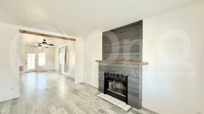 Building Photo - 126 W Gary Way