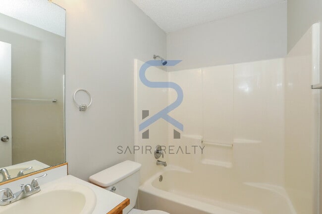 Building Photo - Room for Everyone (and Pets!) – 4BR/2BA in Covington