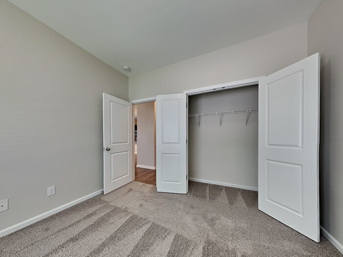 Building Photo - 232 St Andrews Pl Dr