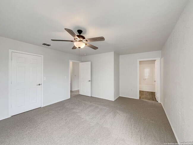 Building Photo - 6010 Blossom Bend