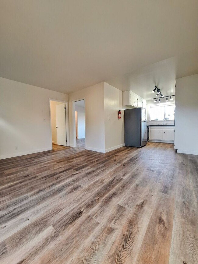 Building Photo - Harr08