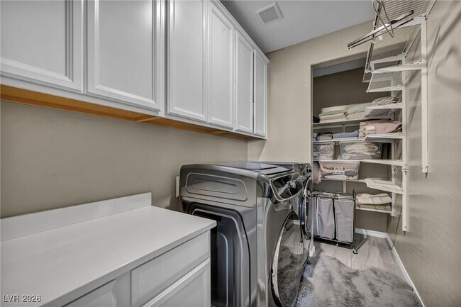 Building Photo - 3195 Hazy Hills Ave