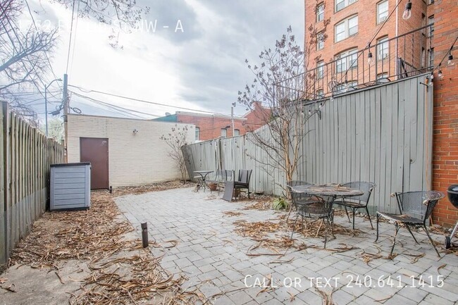 Building Photo - 1752 Euclid St NW