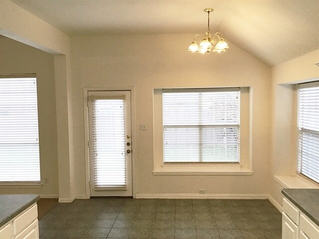 Building Photo - 2500 Kariba Ln