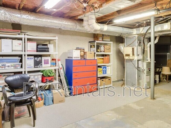 Building Photo - 5216 Willow Point Pkwy