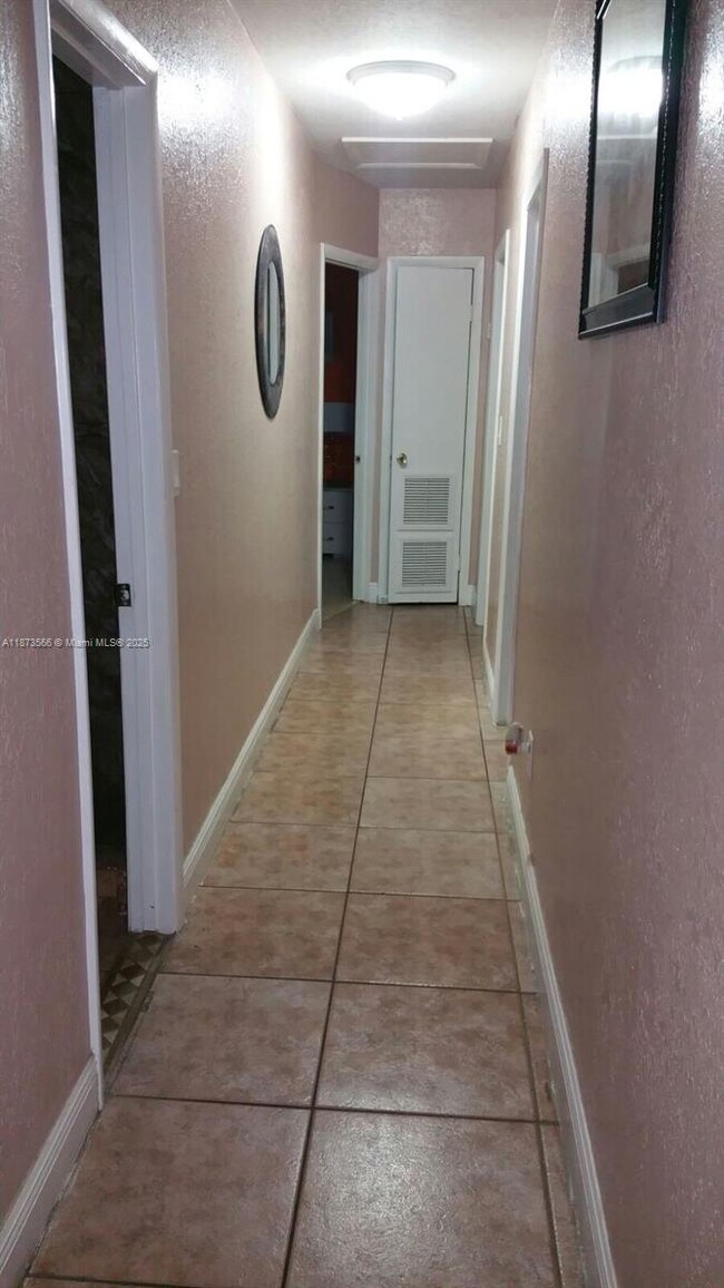 Building Photo - 11730 SW 180th St