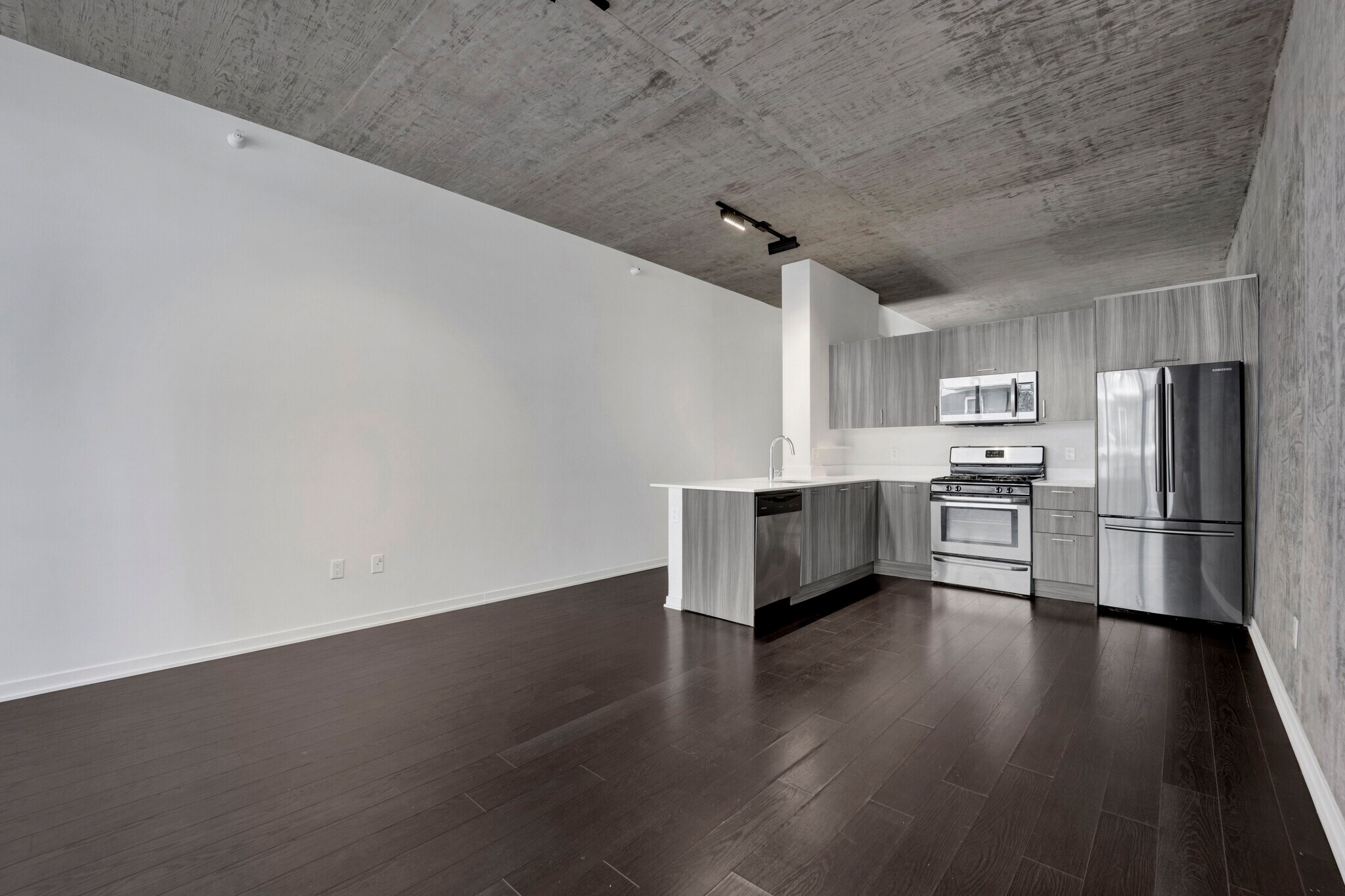 Building Photo - 1345 S Wabash Ave