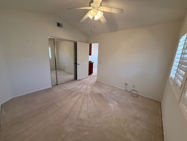 Building Photo - Over 3000 sq feet in Trabuco Canyon